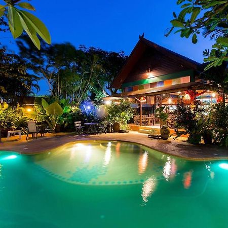 Shanti Lodge Phuket Chalong Exteriör bild