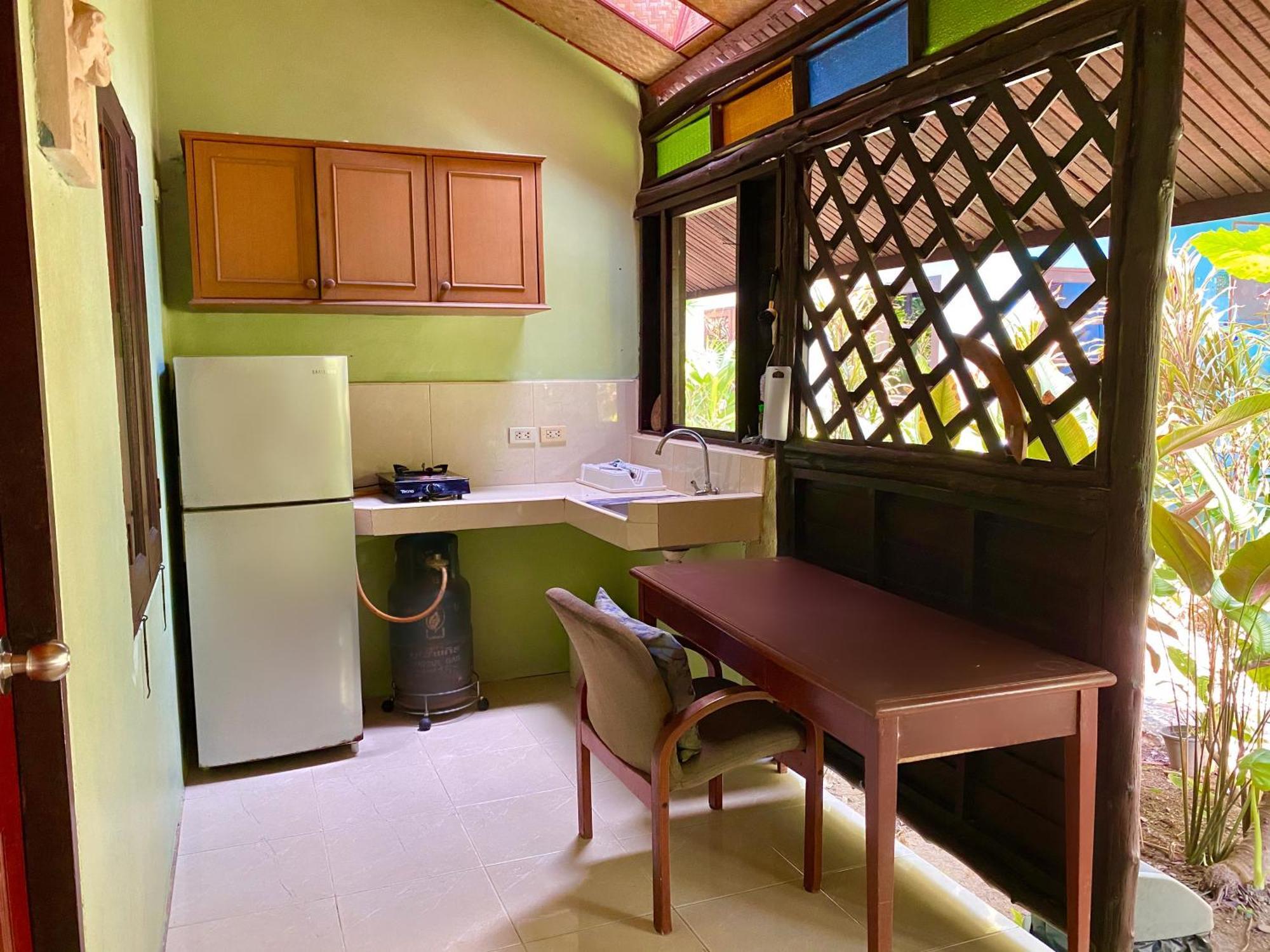 Shanti Lodge Phuket Chalong Rum bild