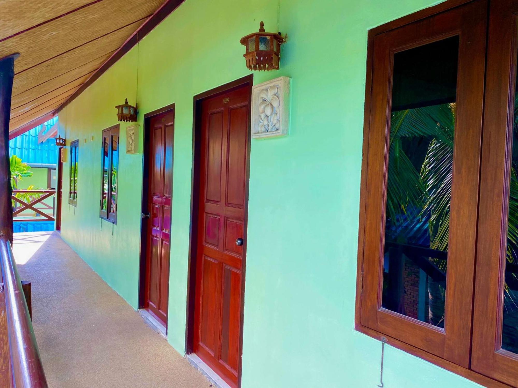 Shanti Lodge Phuket Chalong Rum bild