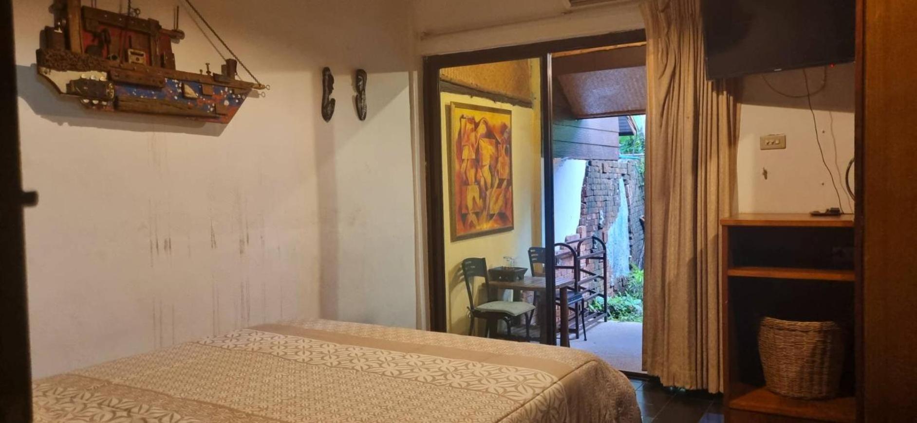 Shanti Lodge Phuket Chalong Exteriör bild