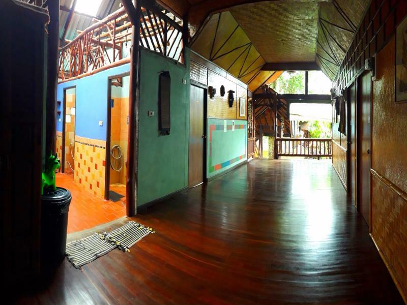 Shanti Lodge Phuket Chalong Exteriör bild
