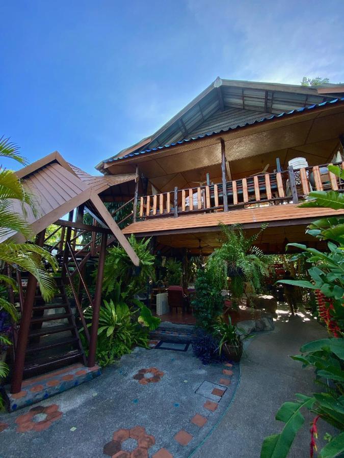 Shanti Lodge Phuket Chalong Exteriör bild